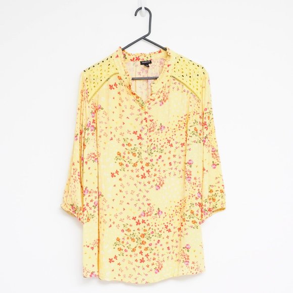 torrid Tops - SALE Torrid Plus Size Yellow Floral Crinkle Gauze Eyelet Trim Top 1